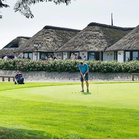 Sportspark Blaavandshuk Golfcenter, Ho Semesteranläggning (resort)